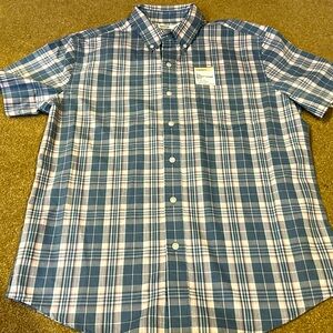 Sonoma The Perfect Shirt men’s medium short sleeve button up